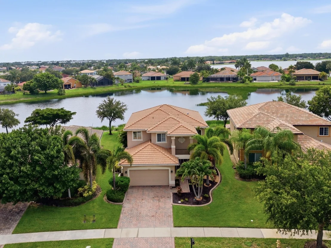 Photo of 1517 Birdie Drive