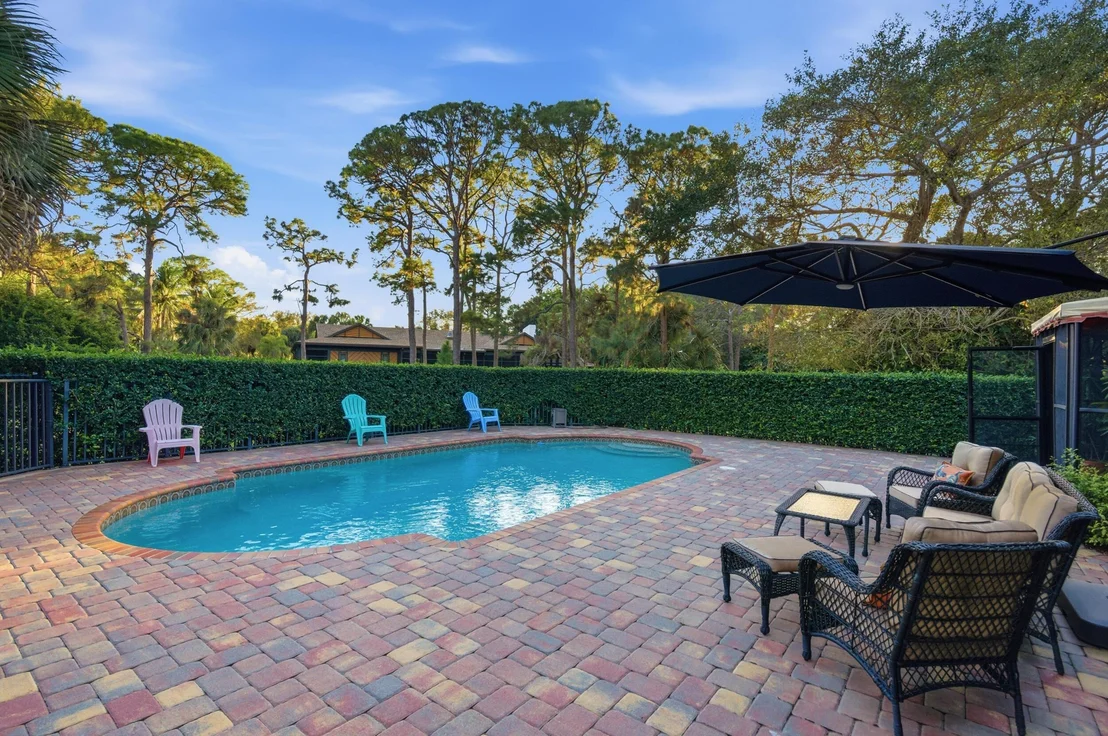 Photo of 4838 Charlton Way