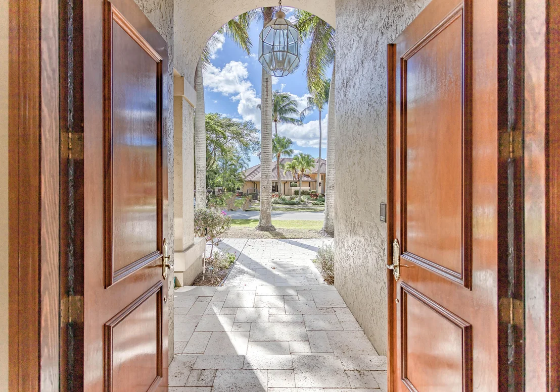 Photo of 4905 Oxford Circle