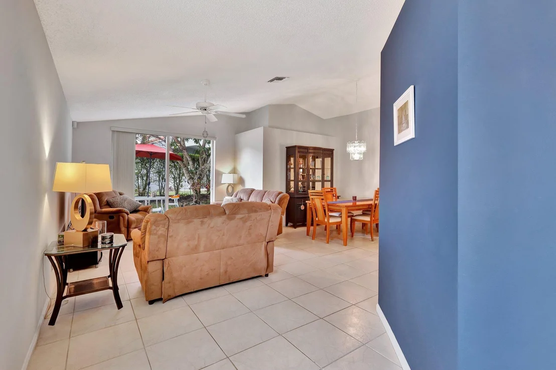 Photo of 8177 Palm Gate Drive