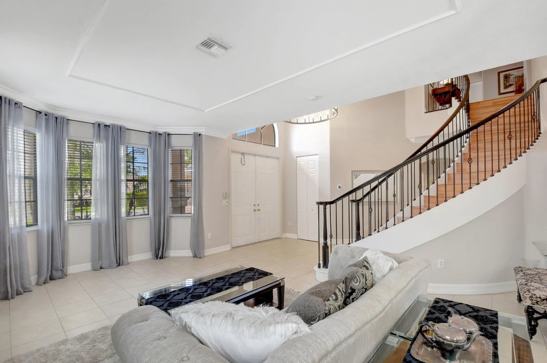 Photo of 6584 Marbletree Lane