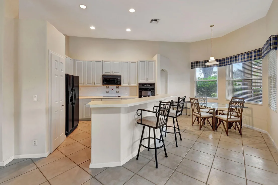 Photo of 7064 Demedici Circle