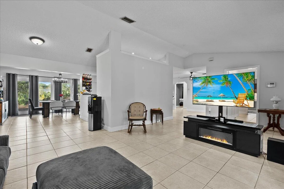 Photo of 14537 77th Place N