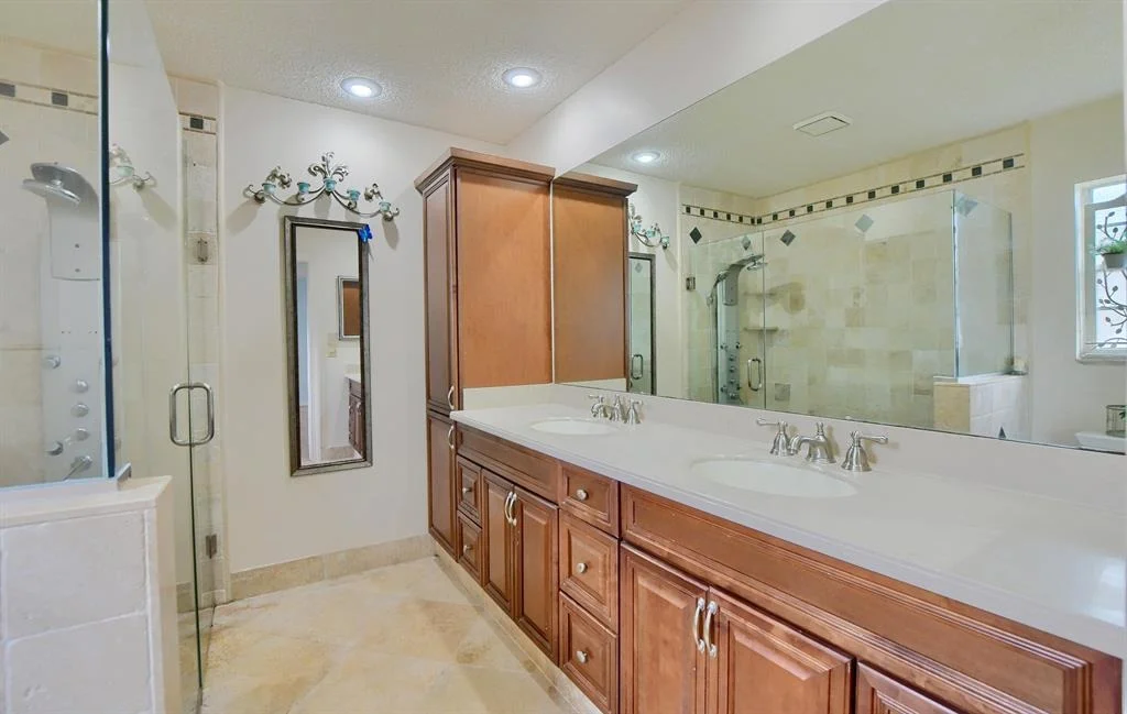 Photo of 9135 Pine Springs Drive