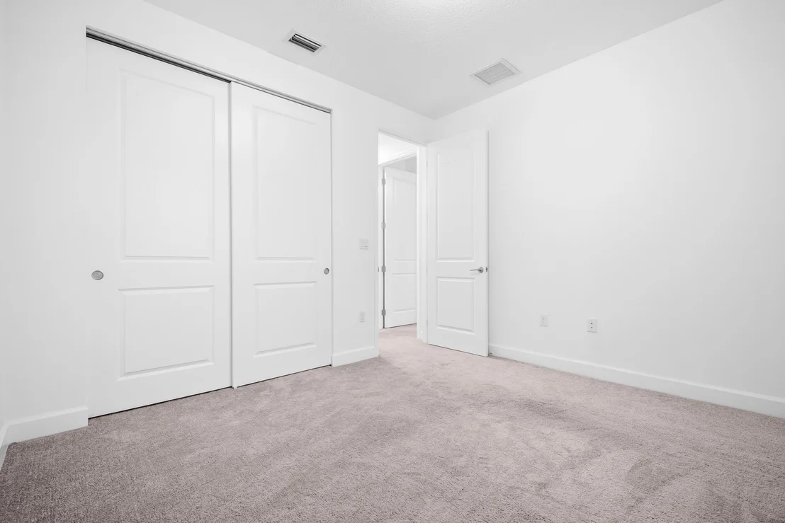 Photo of 1403 Thistle Place