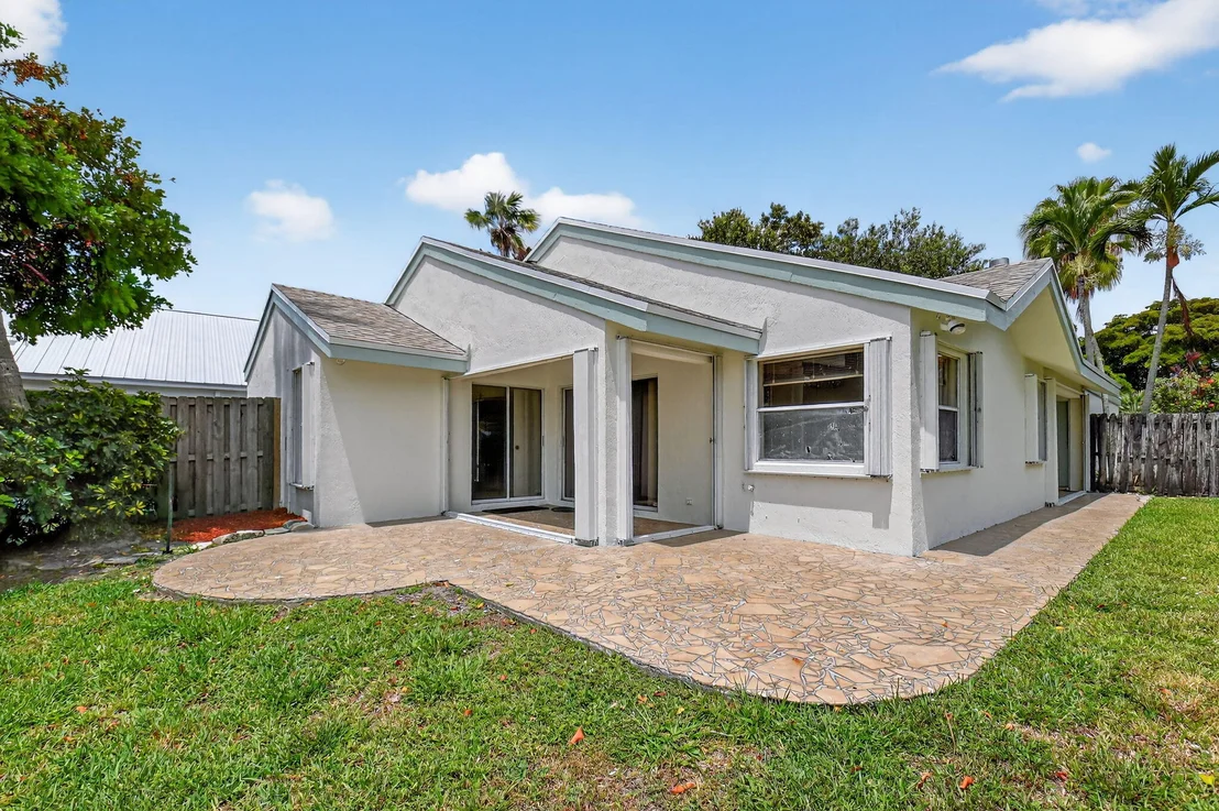 Photo of 21 Swallow Drive