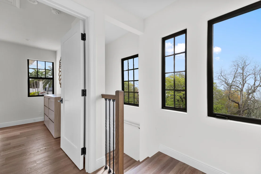 Photo of 225 Monroe Drive