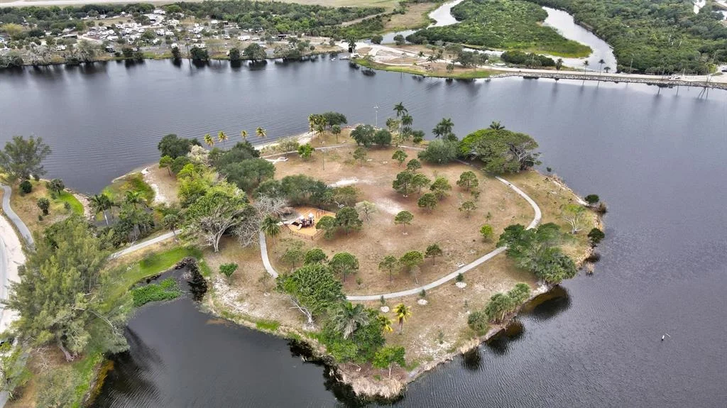Photo of 719 Snowden Drive