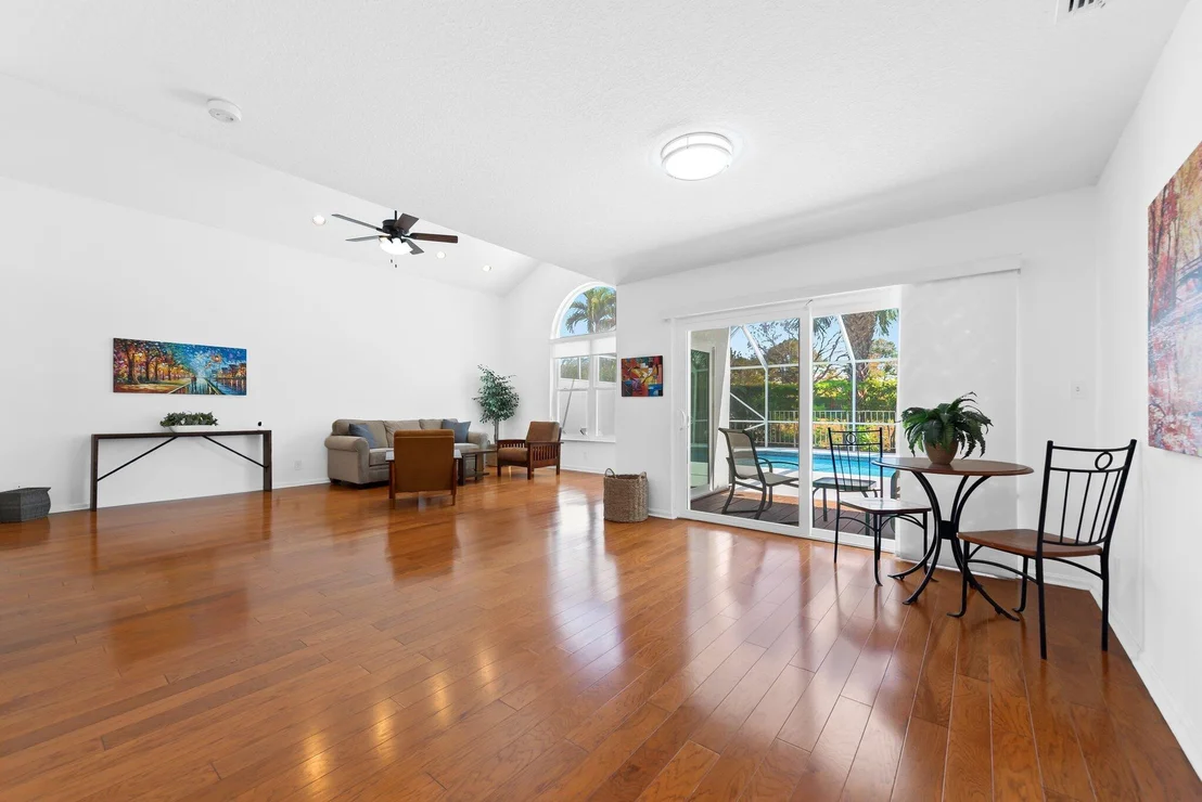 Photo of 6262 Via Palladium