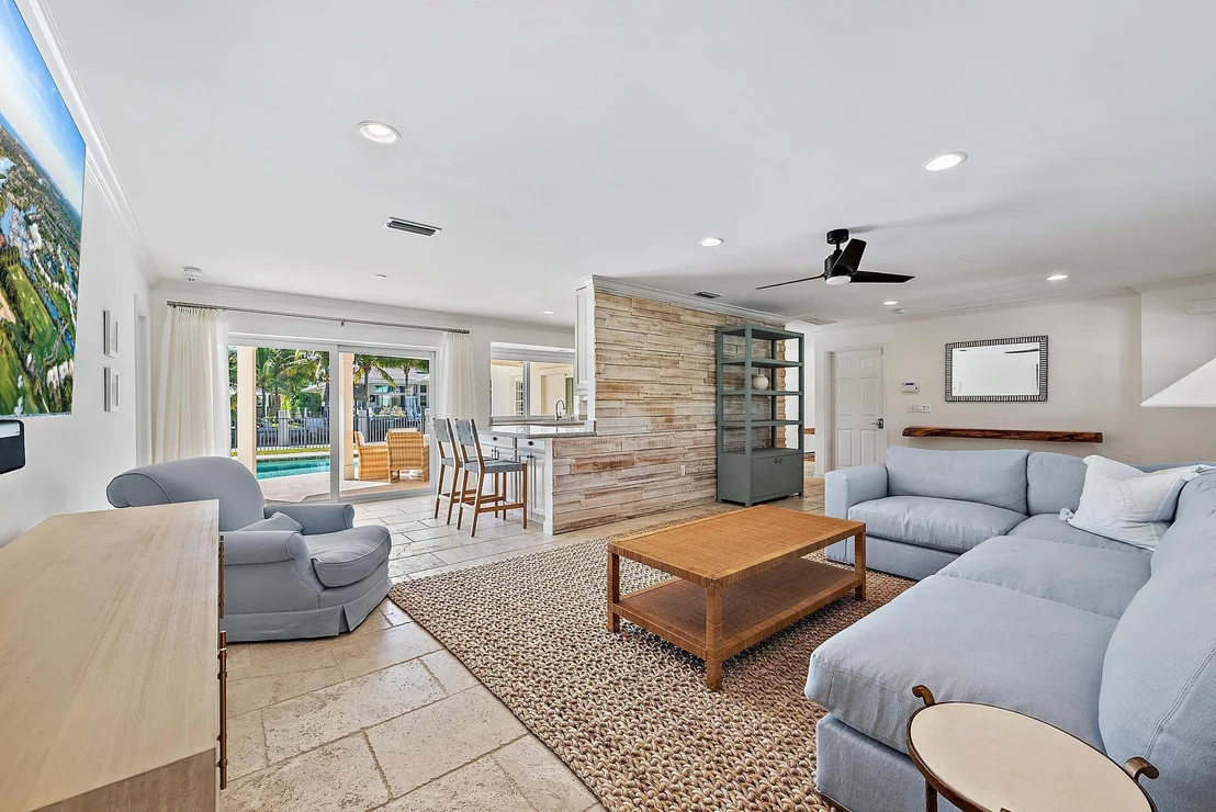 Photo of 1051 Gulfstream Way