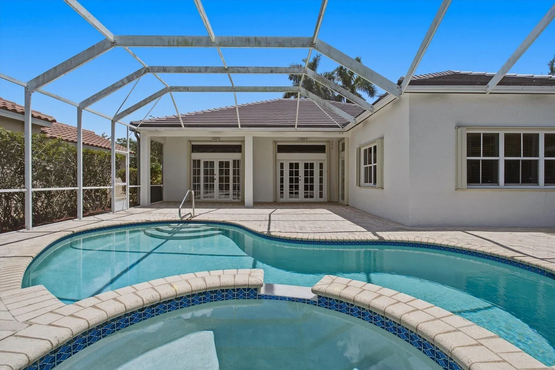 Photo of 1285 WINDSOR Lane