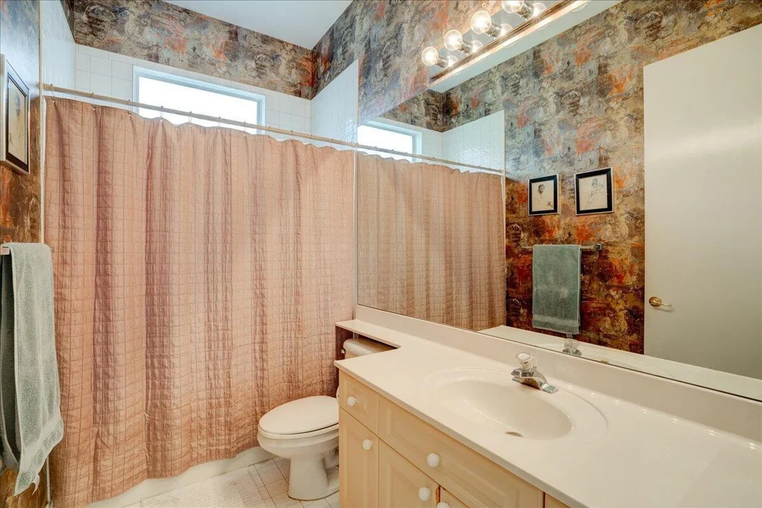 Photo of 10547 Laurel Estates Lane