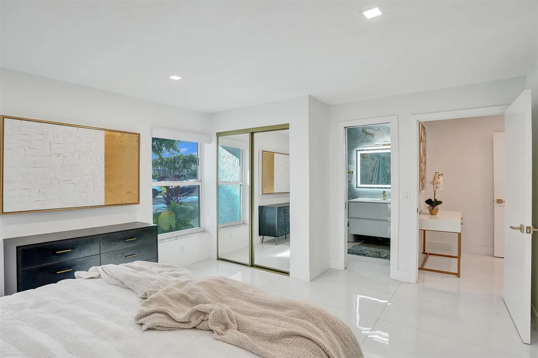 Photo of 11180 Clover Leaf Circle