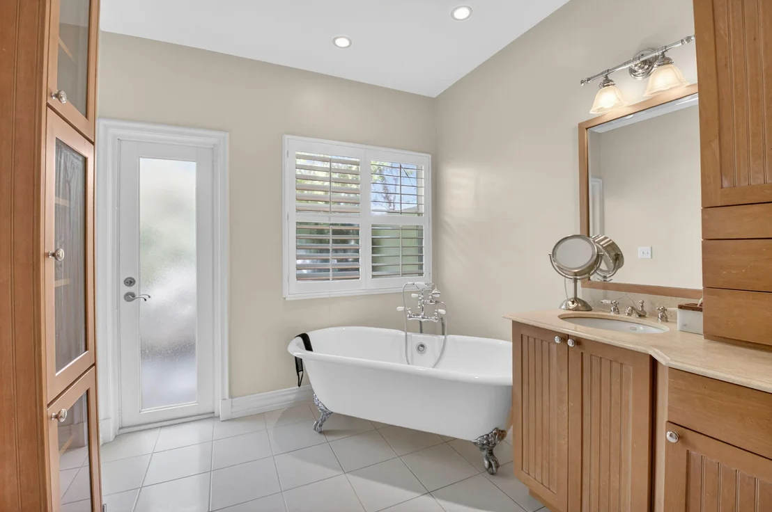 Photo of 954 Cypress Drive