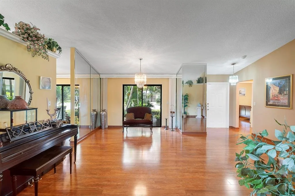 Photo of 6355 Timberlakes Way
