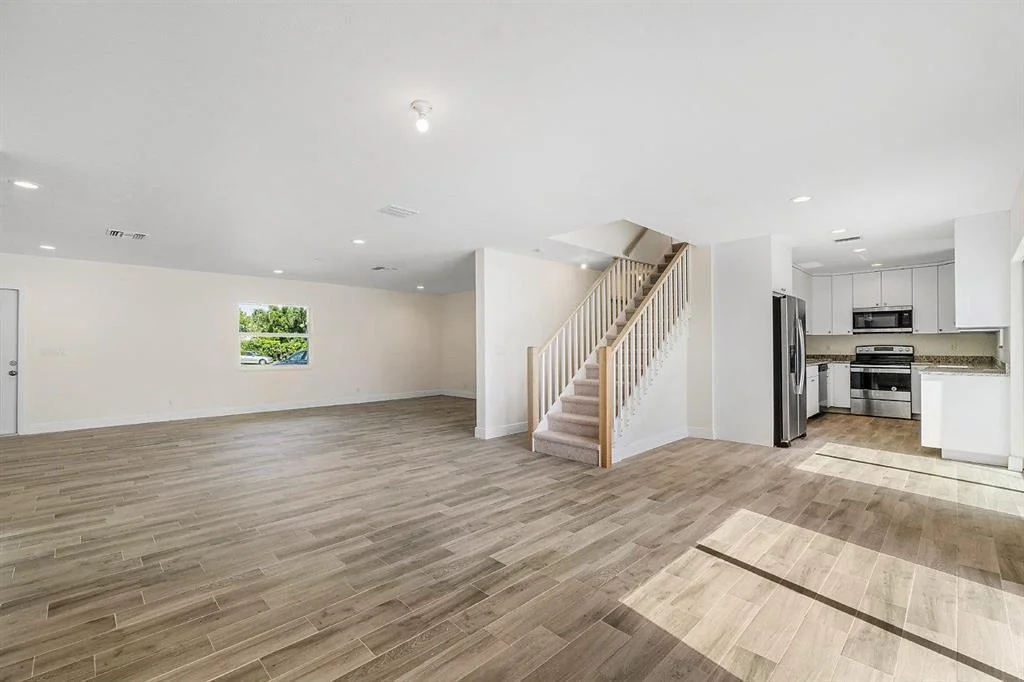 Photo of 667 Eagle Circle