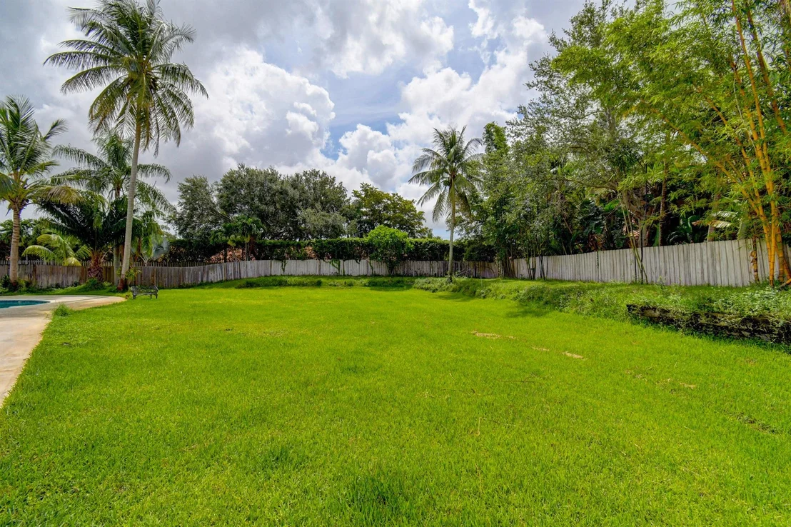 Photo of 5822 Sun Pointe Circle