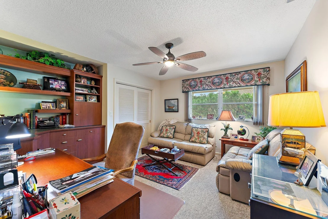 Photo of 138 SE Turtle Creek Drive