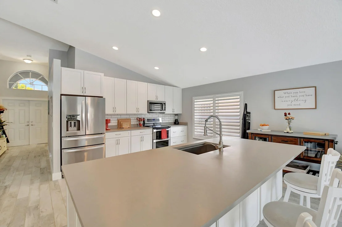 Photo of 8211 White Rock Circle