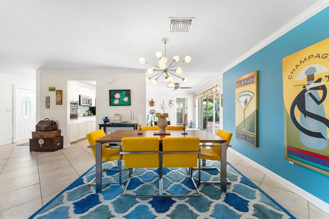 Photo of 8415 Pine Tree Lane