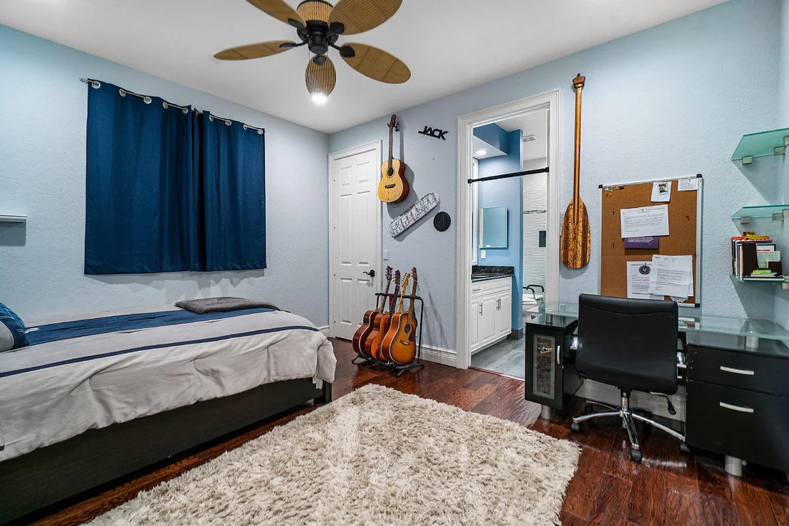 Photo of 21371 Rockledge Lane