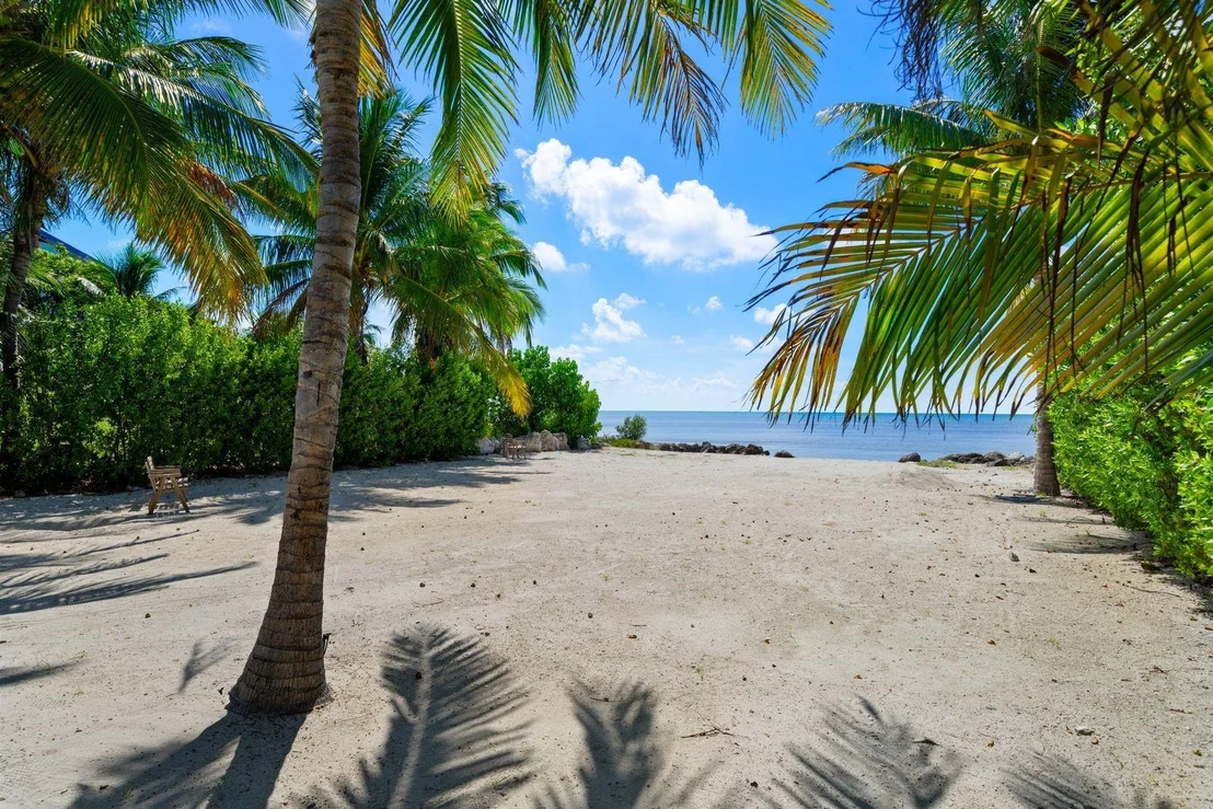 Photo of 58618 Overseas Highway