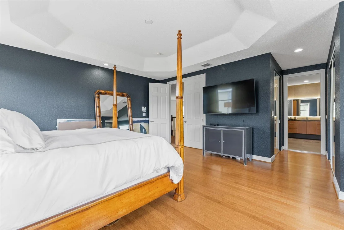 Photo of 19335 Skyridge Circle