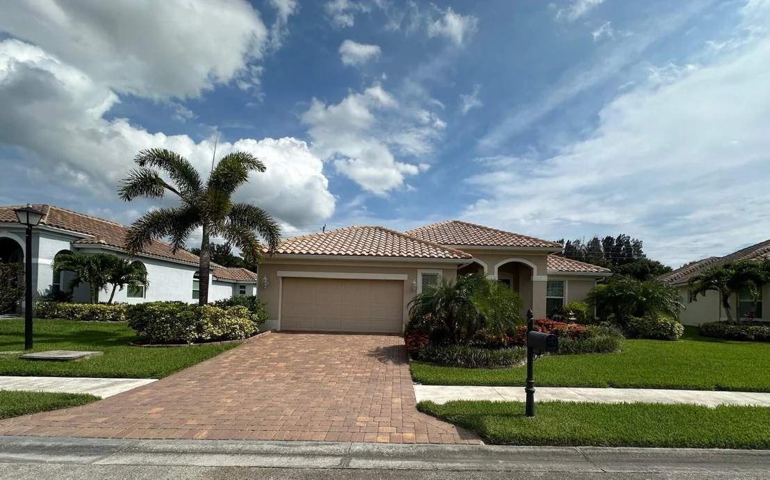 Photo of 6059 Graysen Square