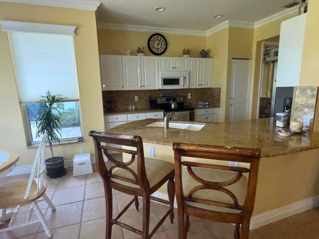 Photo of 7834 Manor Forest Boulevard