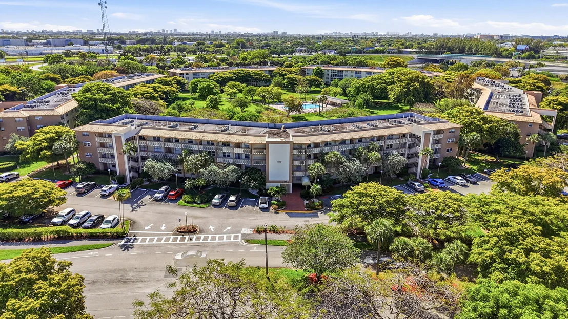 Photo of Unit K2 at 1602 Abaco Drive