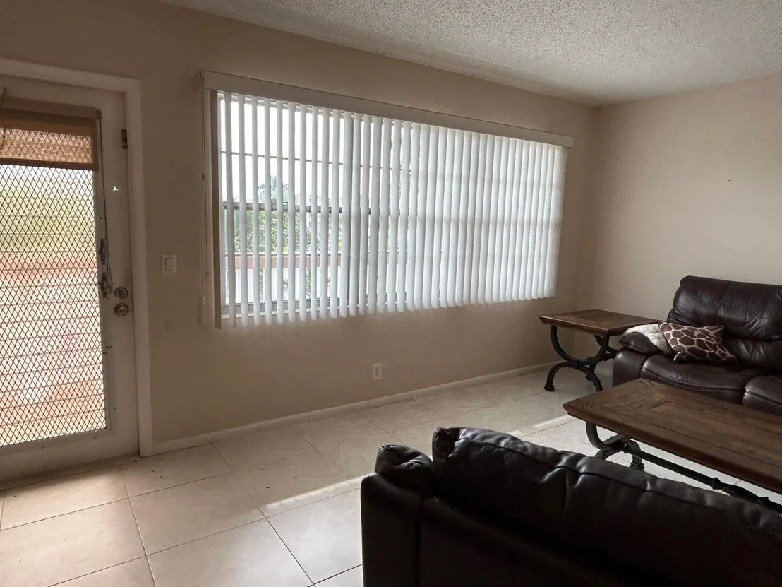 Photo of 3048 Cornwall C