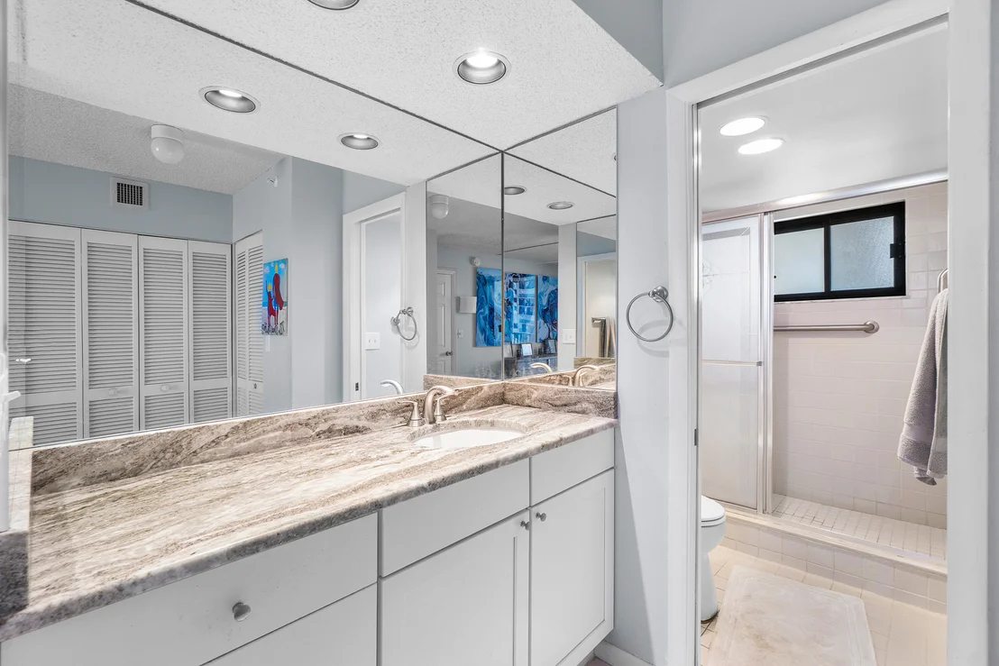 Photo of Unit 607 at 400 Ocean Trail Way