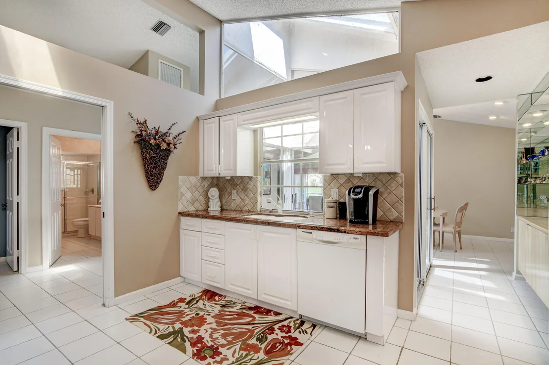 Photo of 6089 Bay Isles Drive