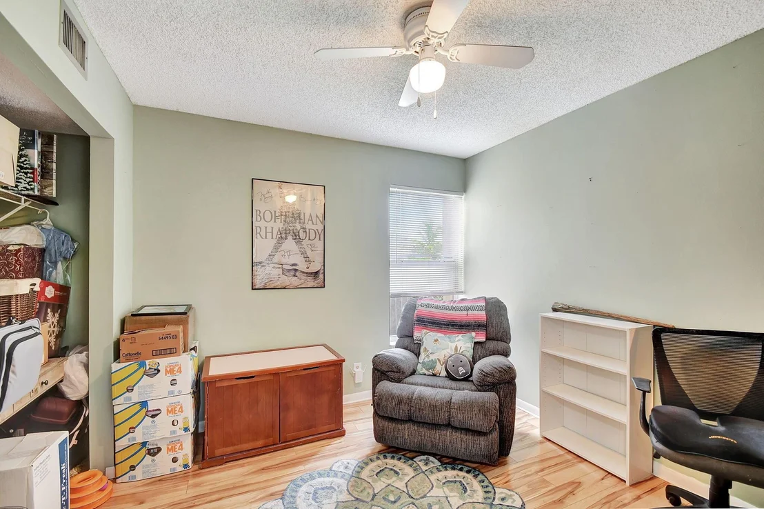 Photo of 123 Buttonwood Circle