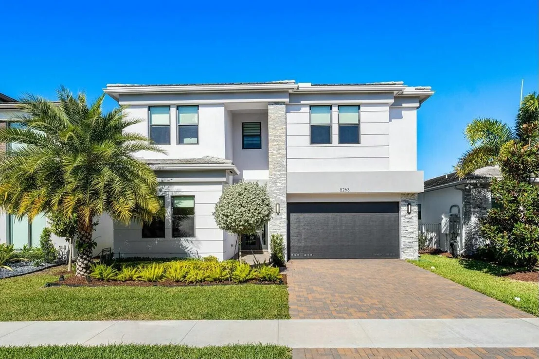 Photo of 8263 Oceanus Drive