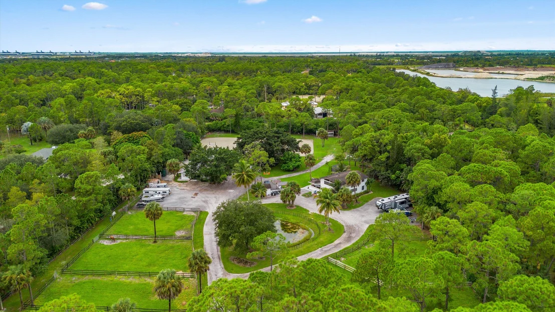 Photo of 2915 Doe Trail
