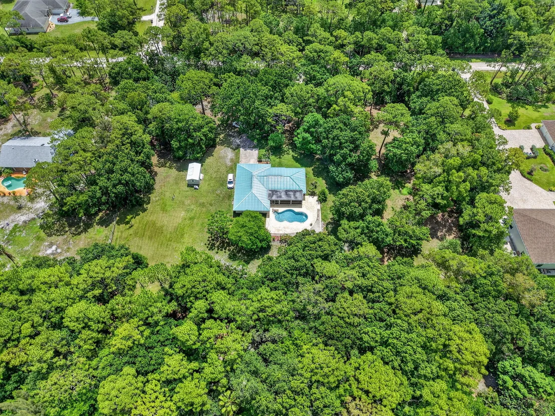 Photo of 15721 111th Terrace N