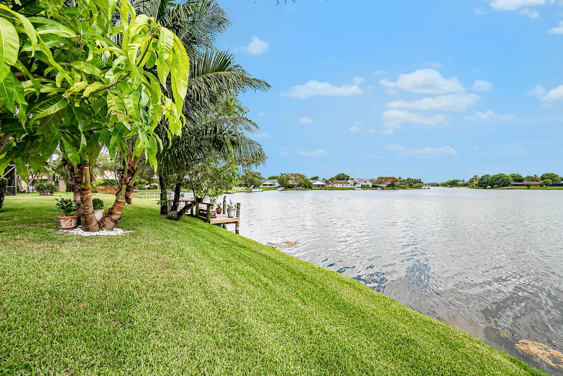 Photo of 1704 Shoreside Circle