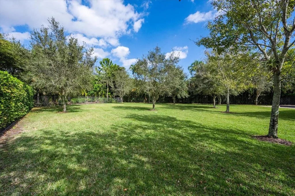 Photo of 16586 Gateway Bridge Drive