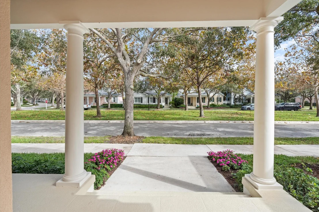 Photo of 176 Paradise Circle