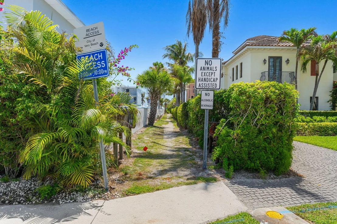 Photo of 906 Jasmine Lane