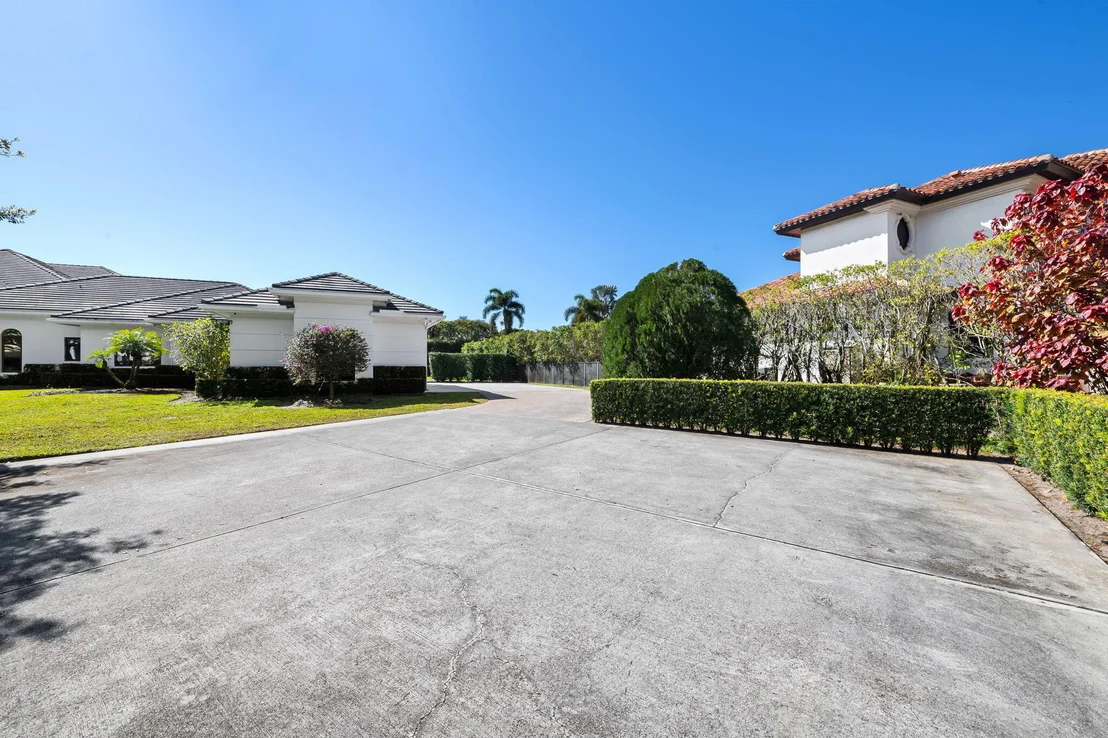 Photo of 18338 Guardian Circle