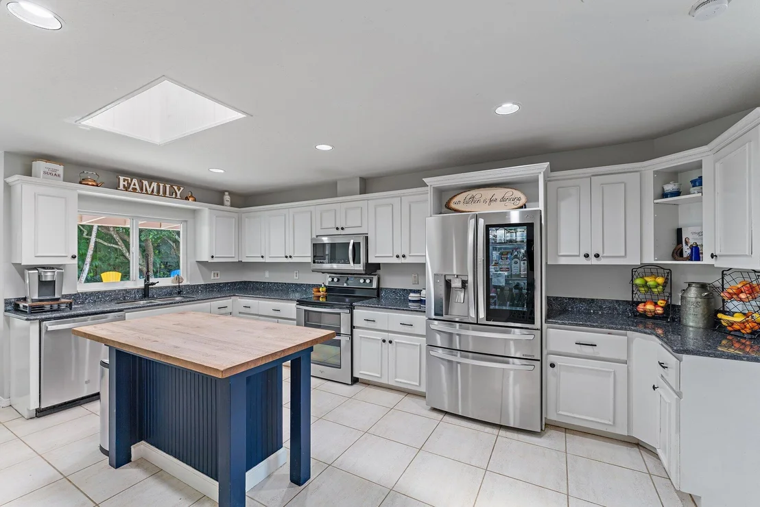 Photo of 2505 SE Ranch Acres Circle