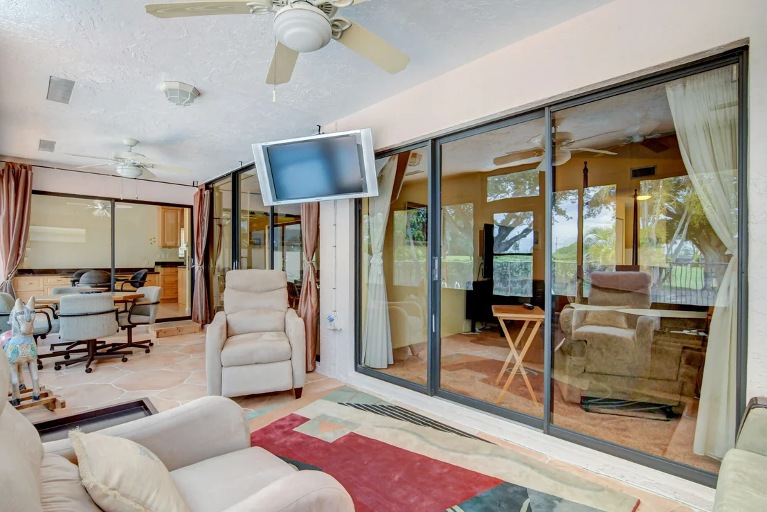 Photo of 11055 Clover Leaf Circle