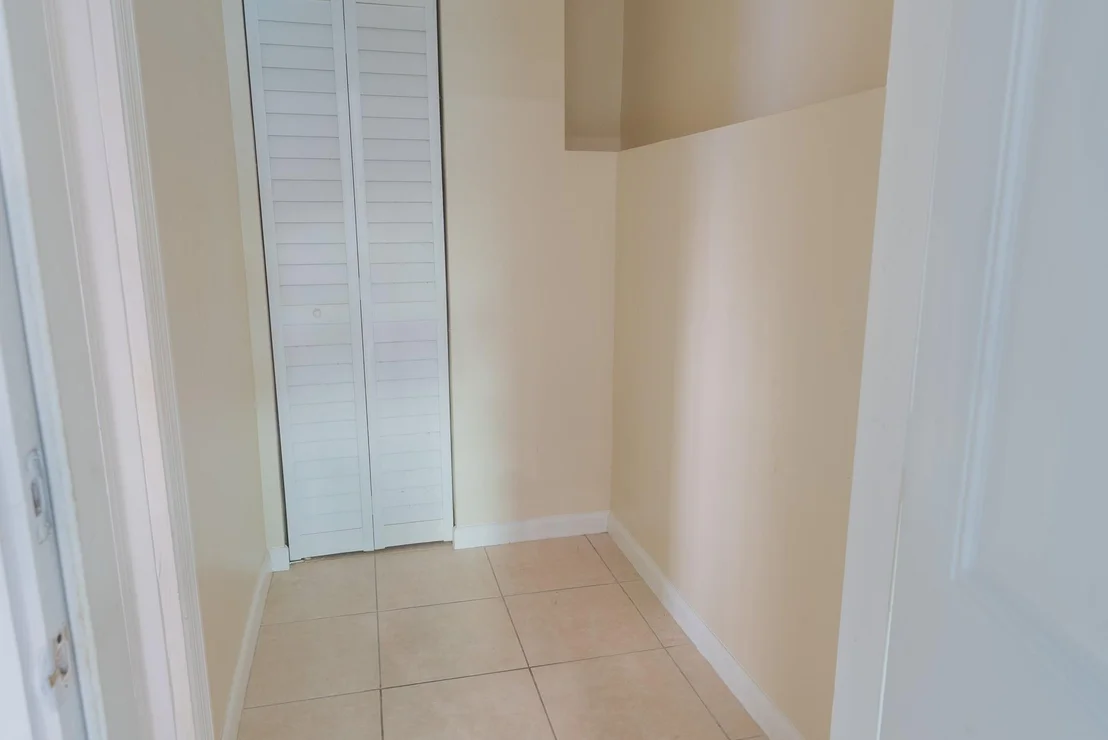 Photo of 2900 Bahama Drive