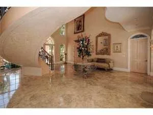 Photo of 942 Allamanda Drive