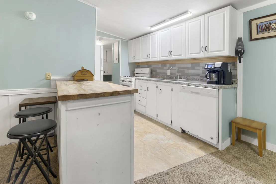 Photo of 3301 SE 28TH Street SE