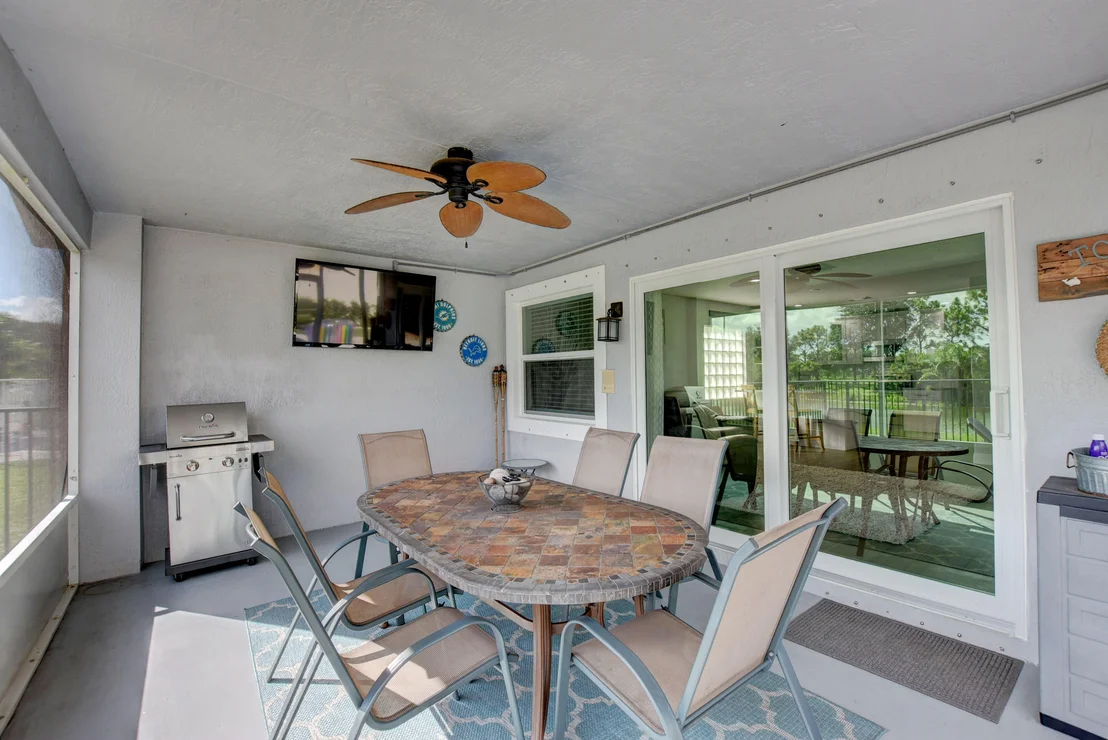 Photo of 6176 Spring Isles Boulevard