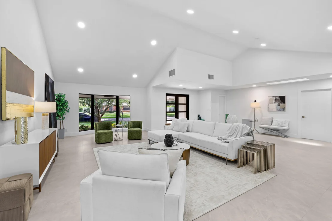 Photo of 7571 Estrella Circle