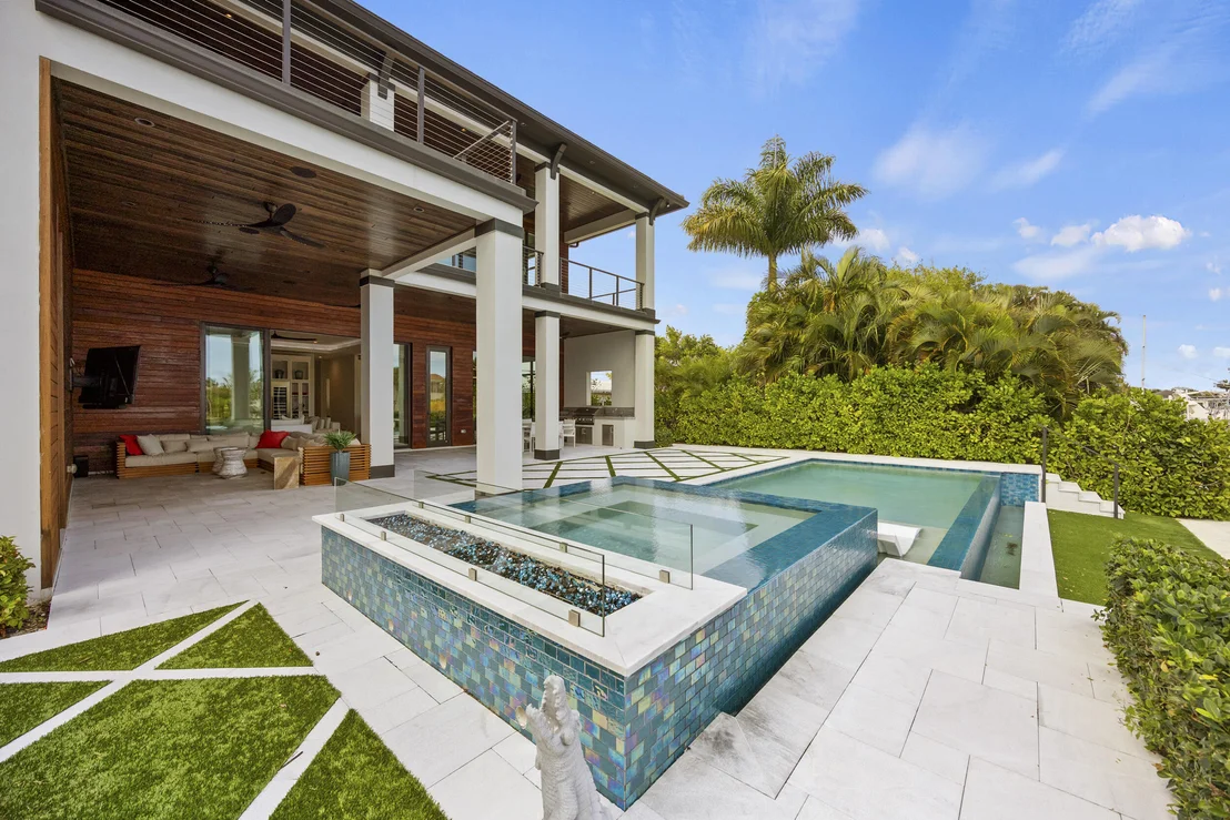 Photo of 736 Lagoon Drive